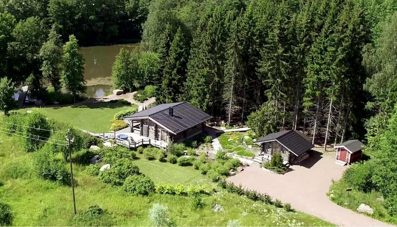 Villa Kivikoski Pyhtaa ภายนอก รูปภาพ